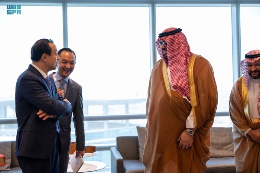 وزير الاقتصاد يبحث تعزيز التعاون مع مركز بحوث التنمية الصيني