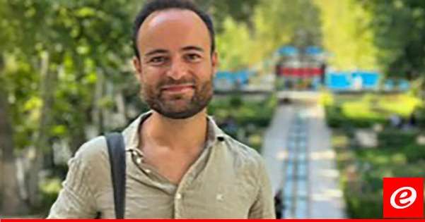 وصول المواطن الفرنسي لوي أرنو إلى باريس بعد إفراج السلطات الإيرانية عنه