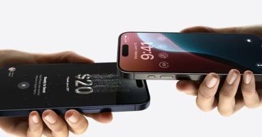 تكنولوجيا: Tap to Cash.. ميزة جديدة بنظام iOS 18 لإرسال الأموال بسهولة إلى الأصدقاء عبر Apple Pay