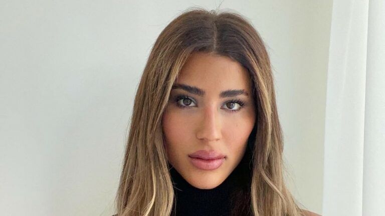 اللبنانية ليلي عبد الله.. تعلمت لغة الإشارة| والديها من الصم والبكم