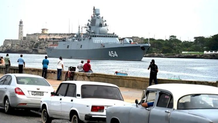 غواصة نووية روسية في كوبا لخمسة أيام.. وواشنطن تراقب