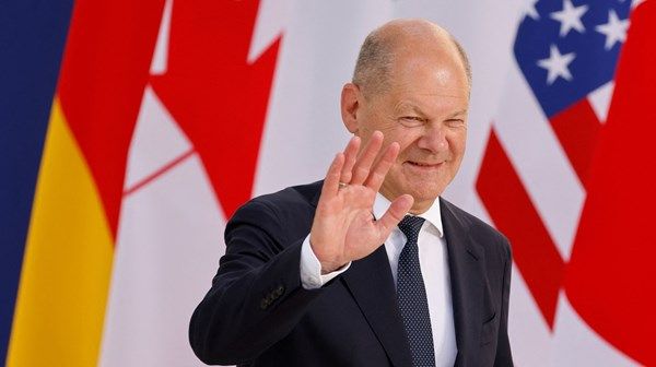 مجموعة السبع تحتفل بعيد ميلاد المستشار الألماني