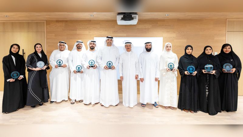الامارات | «تنمية الموارد البشرية»: ملتزمون بتعزيز الكفاءات المواطنة في القطاع الخاص