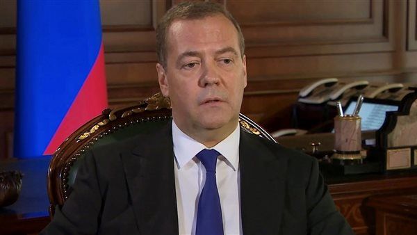 ميدفيديف: الغرب مزدهرًا بسبب سحب الموارد من الجنوب العالمي