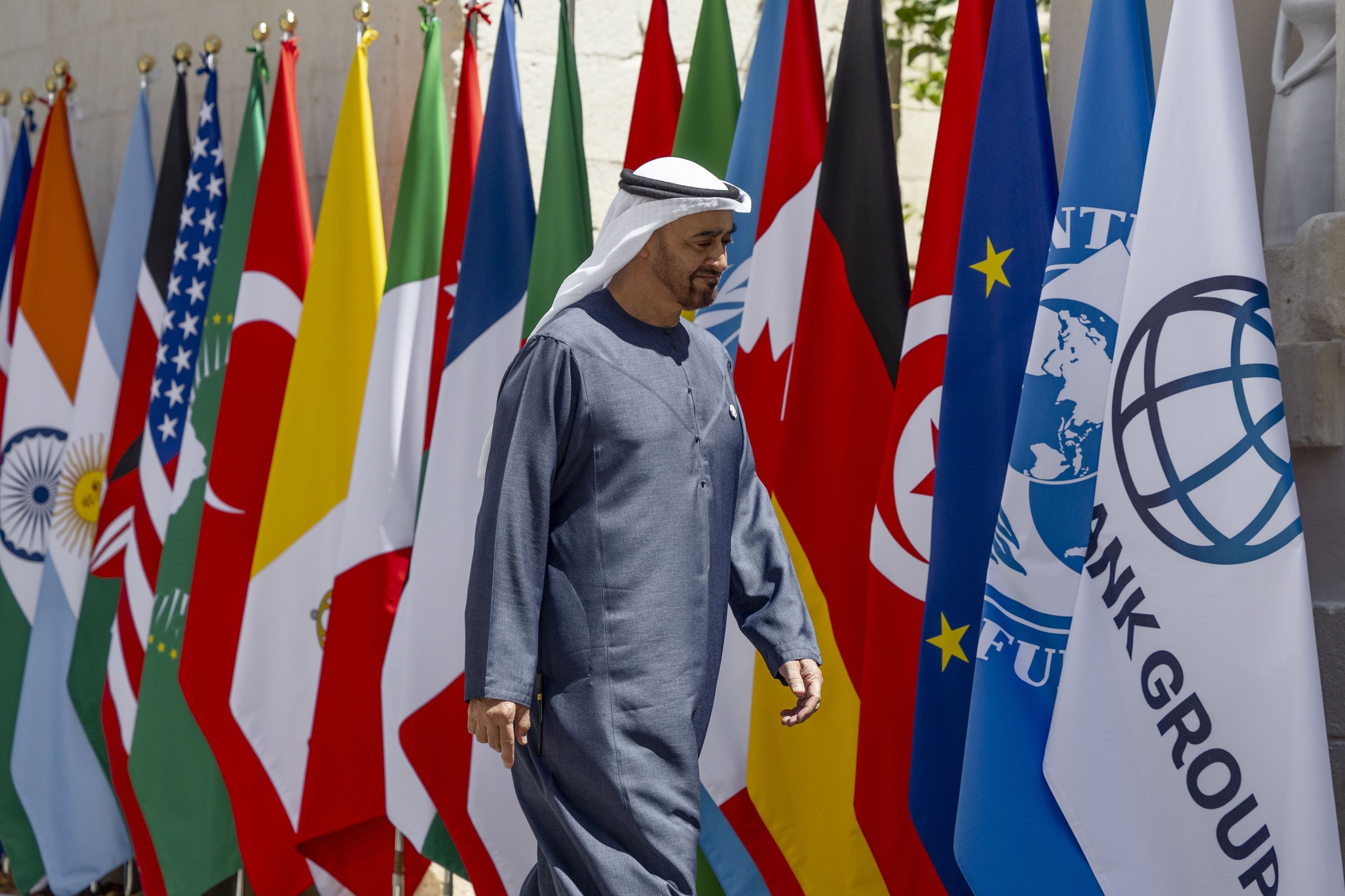 الخليج اليوم .. رئيس الدولة يشارك في جلسة مجموعة السبع بشأن الذكاء الاصطناعي والطاقة