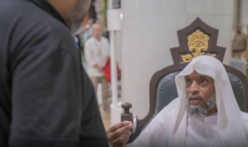 19 موقعًا بالمسجد الحرام وساحاته للإجابة على السائلين خلال موسم الحج