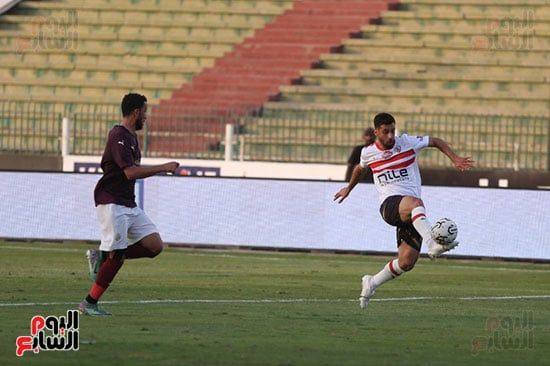 30 دقيقة.. سيراميكا يتقدم على الزمالك بهدف "بيكهام" وإنذار لعبد المجيد