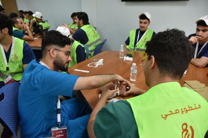 البرنامج الصحي التطوعي بالحج يبدأ عمله بـ130 فريقًا بالمشاعر المقدسة