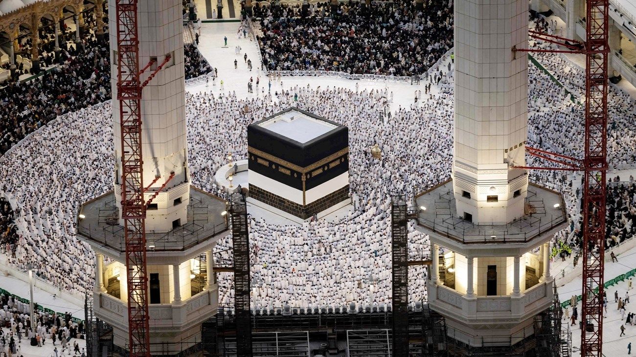 «يوم التروية».. حجاج بيت الله الحرام يتوجهون لمشعر مِنى