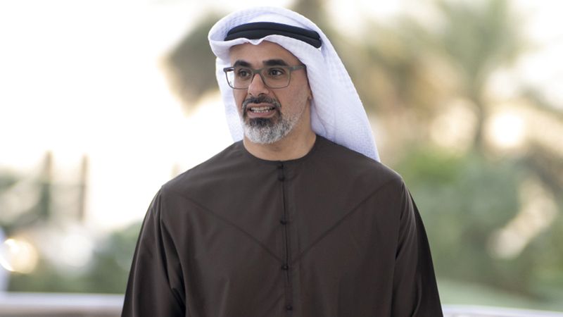 الامارات | ولي عهد أبوظبي يعتمد صرف حزمة منافع سكنية بـ 3.3 مليارات درهم