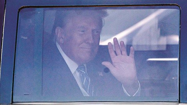 ترامب في واشنطن لكسب تأييد النواب «الجمهوريين»