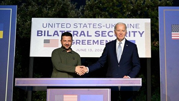 زيلينسكي: الاتفاق الثنائي مع أميركا يمهّد الطريق أمام انضمامنا لحلف الأطلسي