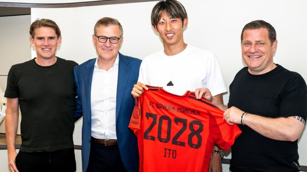 الامارات | بايرن ميونخ يتعاقد مع لاعب ياباني