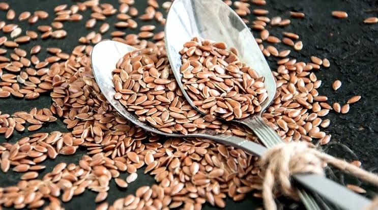 بذور صغيرة حيرت اطباء.. مفعولها سحري ترجع الشايب الى شاب بالعشرينات فقط استخدمها بهذه الطريقة..!!