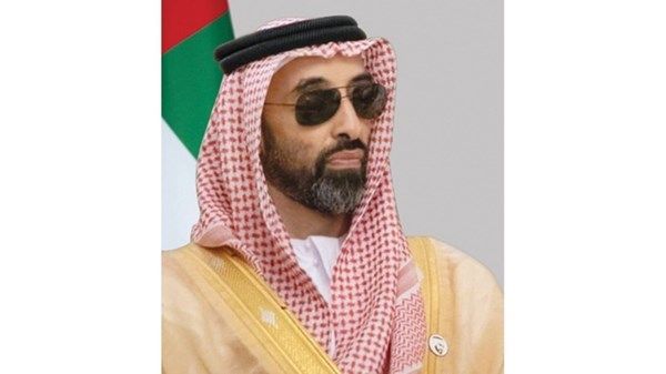 طحنون بن زايد:  رئيس الدولة حريص على ترسيخ موقع الإمارات في مجال التكنولوجيا المتقدمة