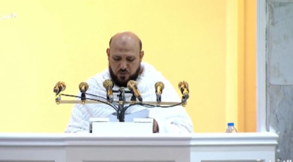 "لا تحزبات".. أبرز ما جاء في خطبة يوم عرفة للشيخ ماهر المعيقلي