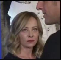 تصرفات بايدن وتجاهل ميلوني.. مشاهد غريبة من قمة مجموعة السبع بإيطاليا (صور+ فيديو)