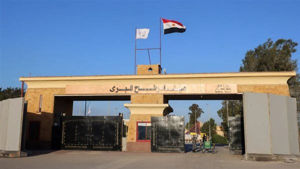 الخارجية الأمريكة تعلن تواصلها مع مصر لإعادة فتح معبر رفح