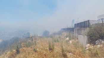 الدفاع المدني: إخماد النيران التي اندلعت في احراج عيتات والحؤول دون امتدادها الى المنازل المجاورة