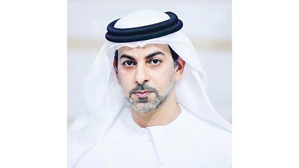 عمر بن زايد يهنئ رئيس الدولة ونائبيه والحكام بعيد الأضحى المبارك