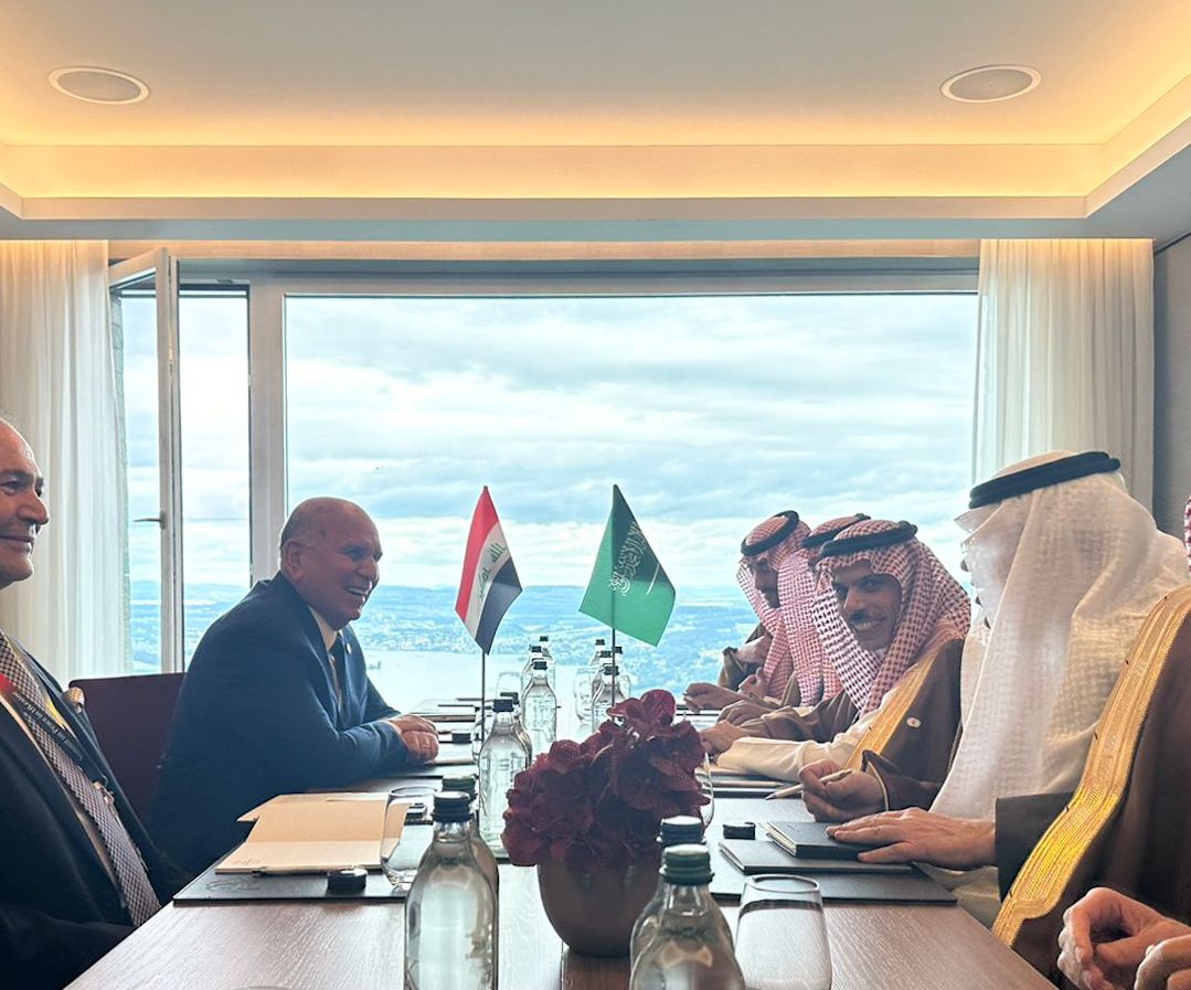 السعودية | وزير الخارجية يلتقي نائب رئيس مجلس الوزراء وزير الخارجية العراقي