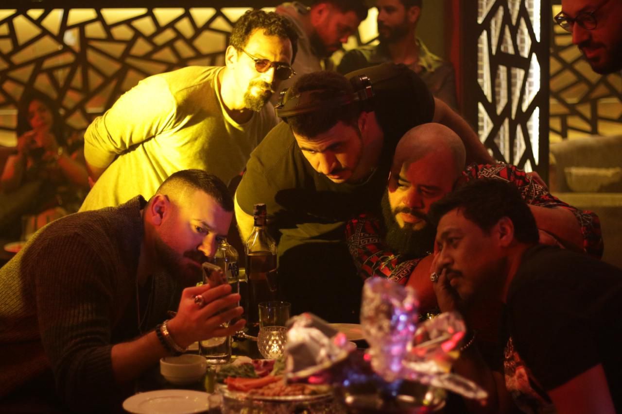 فيلم شقو يجمع رقمًا صادمًا في ليلة الوقفة