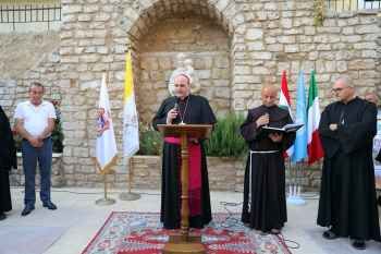 دير القديس أنطونيوس البادواني في صور احتفل بعيد شفيعه وبافتتاح برج الكنيسة بعد ترميمه