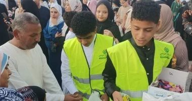 أمانات التحالف الوطنى تشارك المصريين احتفالات عيد الأضحى.. صور