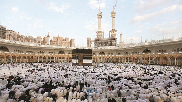 السعودية تحذر الحجاج من التعرض لأشعة الشمس