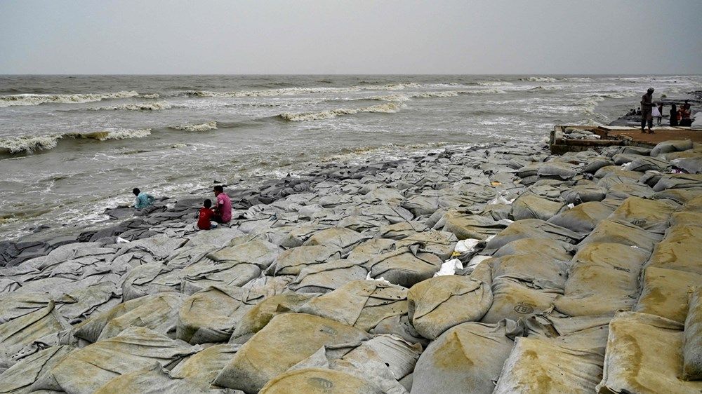 بنغلادش.. البحر يبتلع الأراضي بوتيرة سريعة