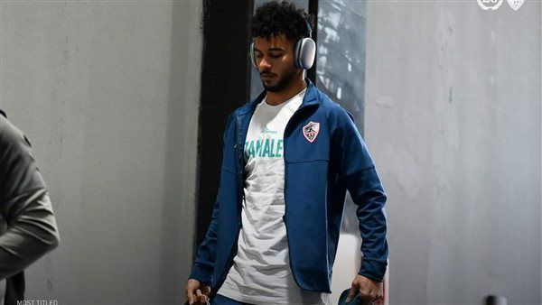 حافلة الزمالك تصل إلى برج العرب استعدادا للقاء المصرى