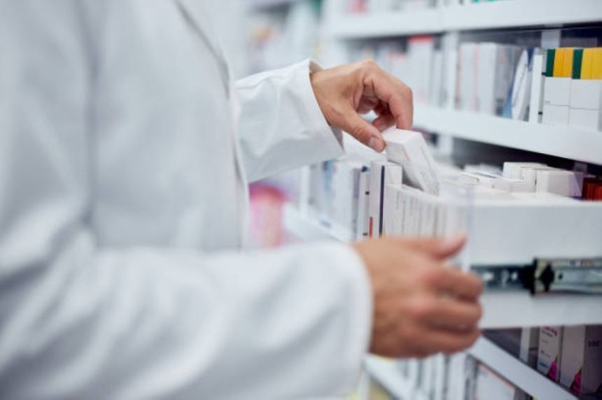 الصحة: خطة لزيادة الصيدليات المرجعية في المناطق والمحافظات