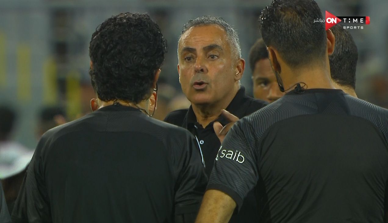 جوميز يعترض على حكم مباراة الزمالك بعد الخسارة من المصري