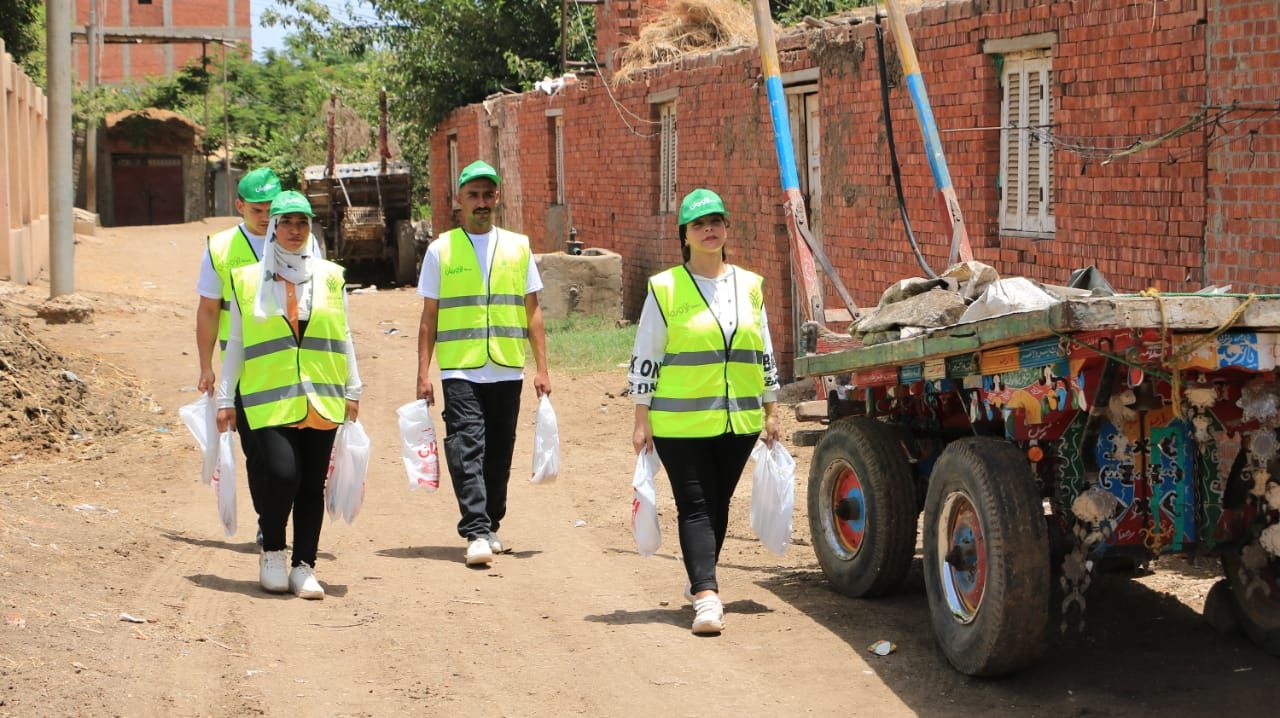 ثاني أيام العيد.. التحالف الوطني يوزع لحومًا ومواد غذائية بالمحافظات