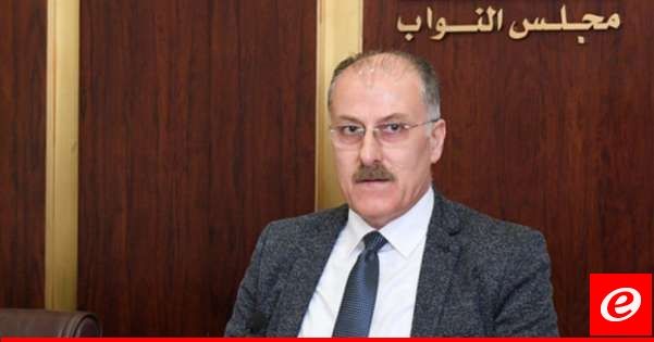 بلال عبدالله اتصل بمهنا مطمئنا بعد قصف المركز الصحي لـ "عامل" في كفرحمام