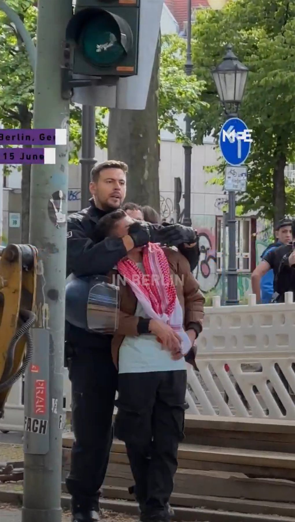 الشرطة الألمانية تعتقل عدداً كبيراً من المتظاهرين المؤيدين لفلسطين في برلين