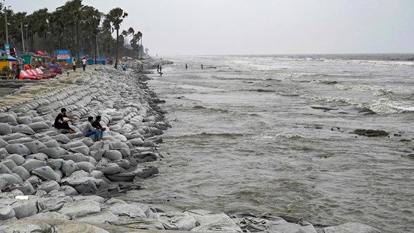 بنغلادش.. البحر يبتلع الأراضي بوتيرة سريعة