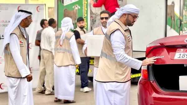 10 آلاف مستفيد من مشروع الهلال الأحمر للأضاحي في العين