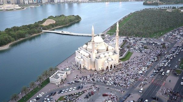 العيد.. أجواء فرح وبهجة في الشارقة