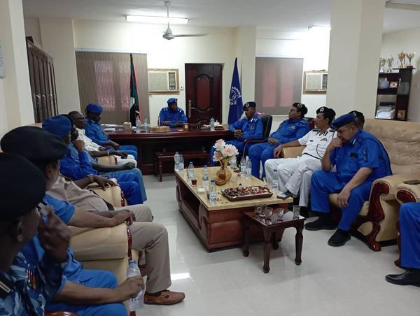 مدير شرطة الولاية الشمالية يقدم معايدة لمنسوبي شرطة الولاية الشمالية بمناسبة عيد الاضحي المبارك