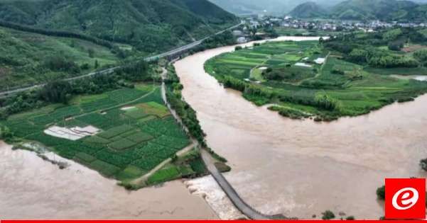 5 قتلى و15 مفقودًا جراء فيضانات وانهيارات أرضية بسبب أمطار غزيرة بجنوب الصين