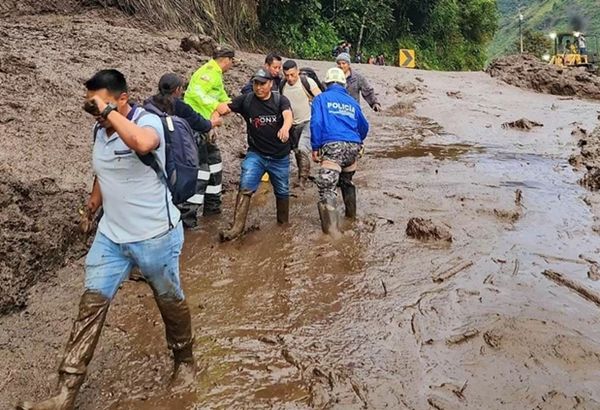 قتلى ومفقودون جراء انهيارات أرضية بالإكوادور