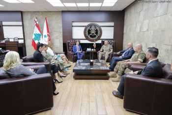 قائد الجيش التقى هوكشتاين وبحثا التطورات على الحدود الجنوبية