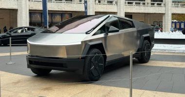 تكنولوجيا: تسلا تؤخر تسليمات سيارة Cybertruck بسبب مشاكل في مساحات الزجاج الأمامي