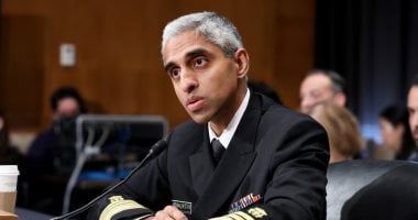 تكنولوجيا: مسؤول أمريكى يدعو إلى وضع علامات تحذيرية على وسائل التواصل الاجتماعى