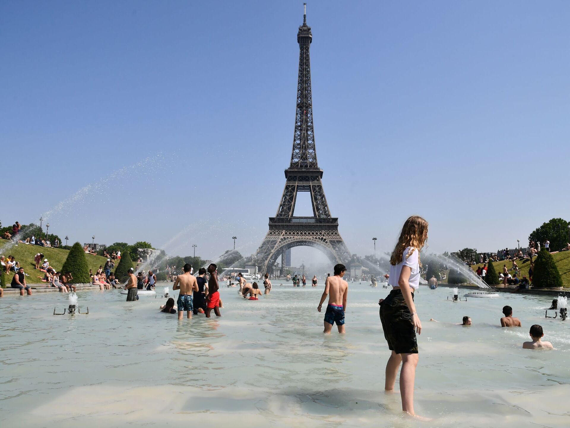 الامارات | "حلقات النار" يحذر من مخاطر الحرارة المرتفعة في أولمبياد باريس