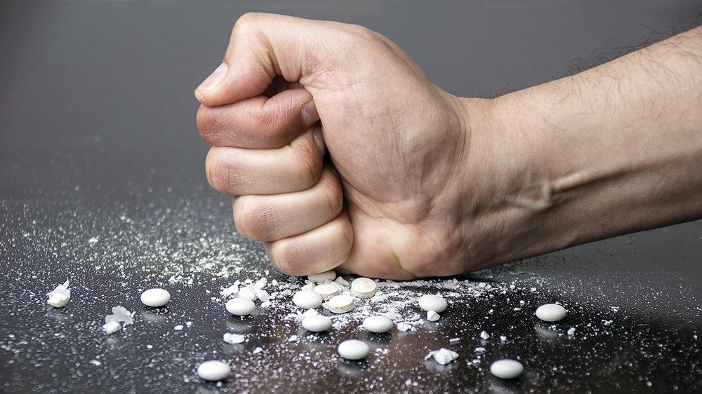 الإمارات.. بالمرصاد لمكافحة جرائم المخدرات