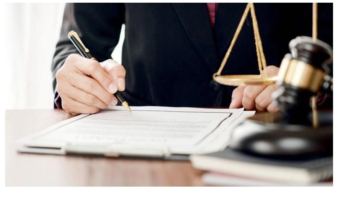 الامارات | ما هي قانونية الغرامات التي تفرضها بنوك على الحسابات التجارية؟