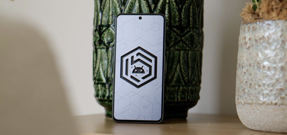 تكنولوجيا: ‏Android 15 Beta 3 يضيف شاشة توقف جديدة لعناصر التحكم الرئيسية لجهاز Pixel Tablet