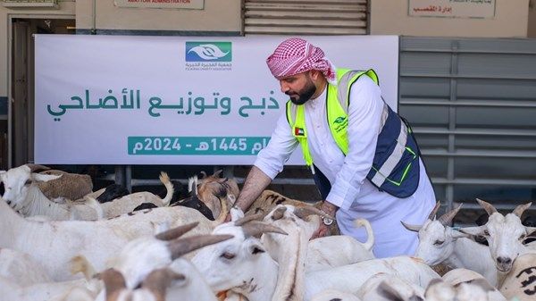 27.600 مستفيد من مبادرة "خيرية الفجيرة" لتوزيع لحوم الأضاحي